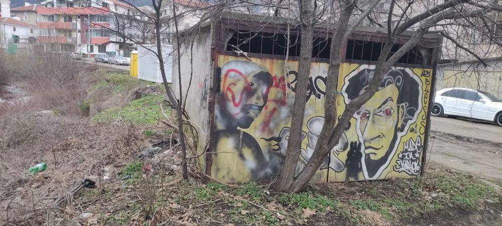 Продава се Гараж / Паркомясто в Карлово - 18 кв.м за 88 €/кв.м - Снимка #1