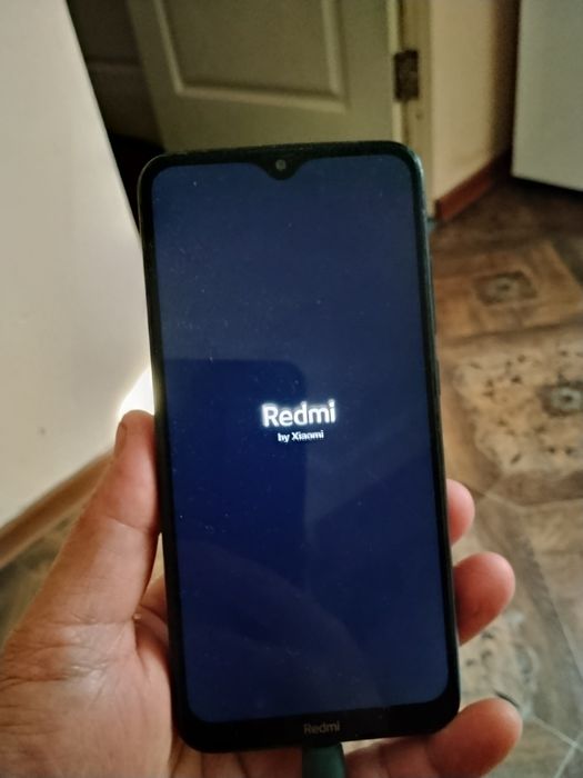 Продам два телефона ксиоми