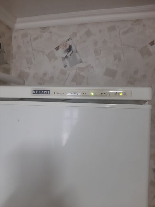 Продам отличный холодильник