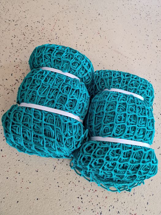 Plasă de fân pentru cai