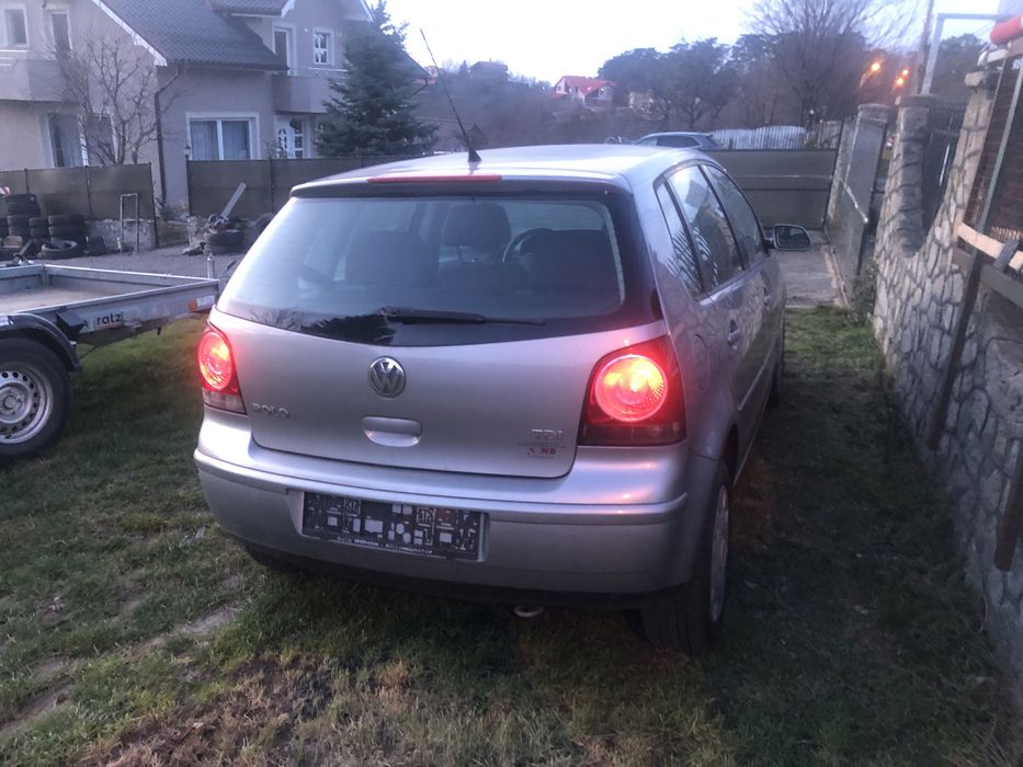 Volkswagen Polo 1,4 tdi full 2009 e 4