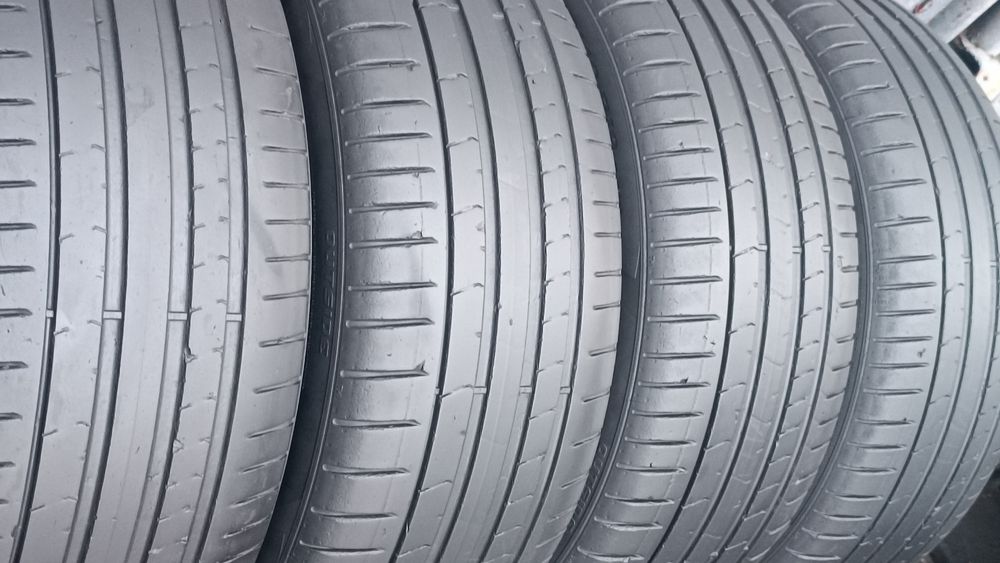 245/40/19 Pirelli Дот 4322