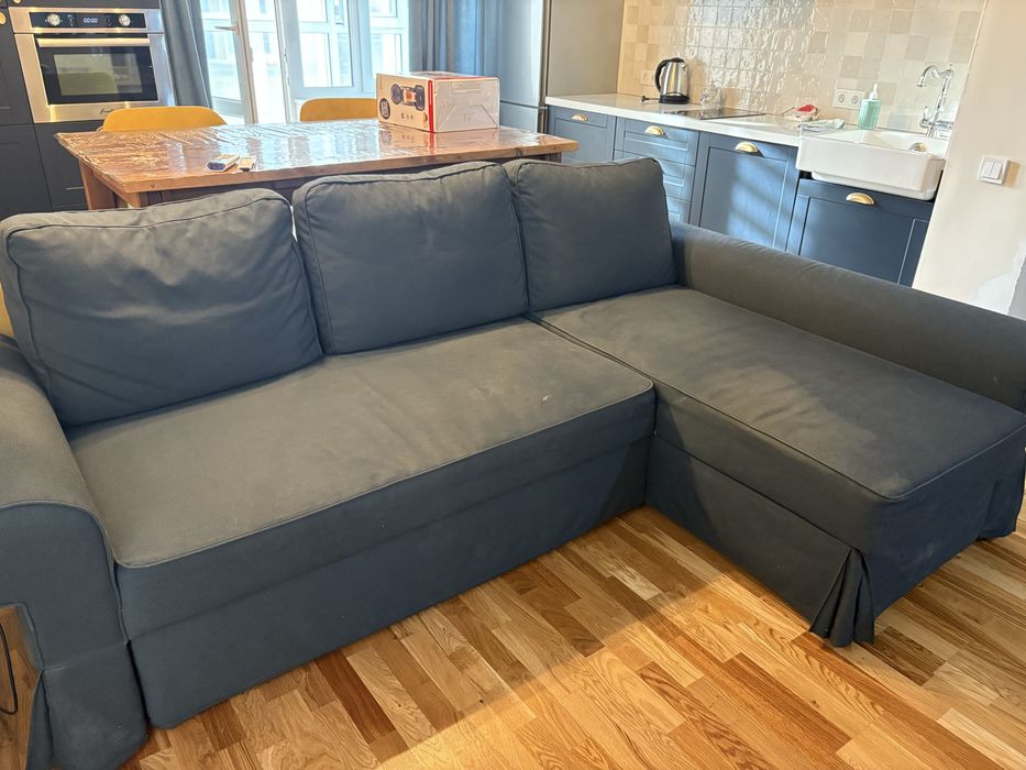 Диван угловой IKEA в гостиную