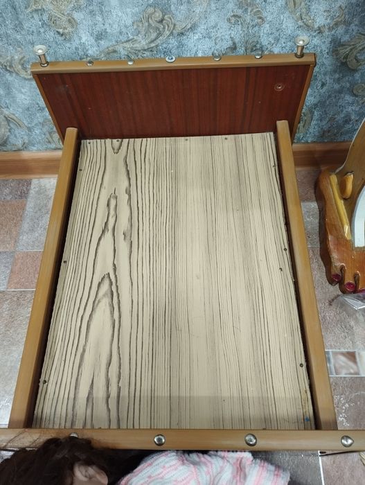 Продам кровать для кукол