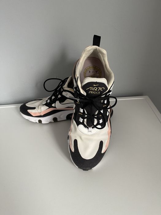 Nike air 270 react
