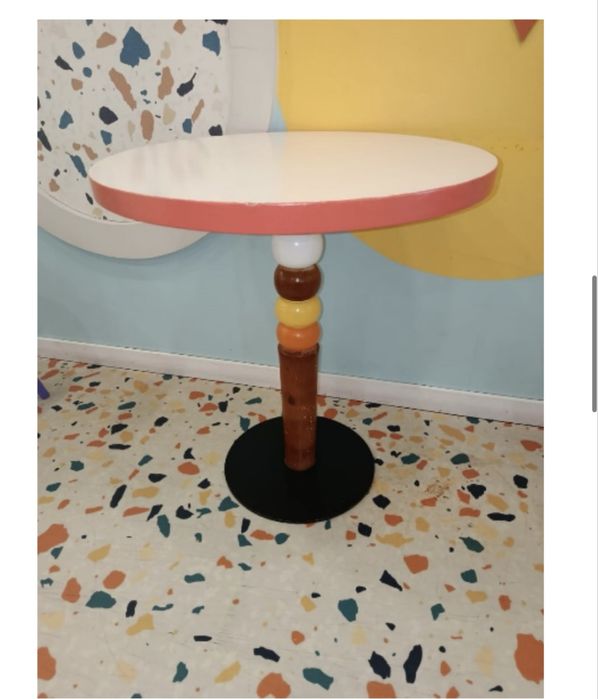 Стола в хорошом состоянии