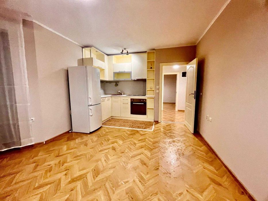 Дава се под наем Двустаен апартамент в Царево - 60 кв.м за 59900 € - Снимка #13