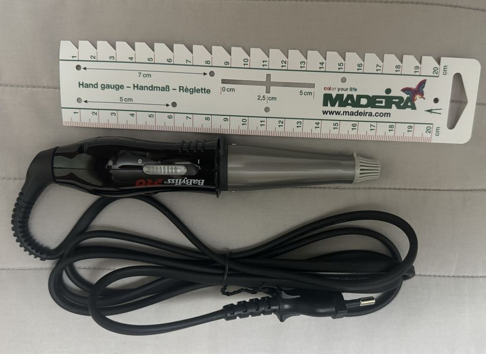 Конусная плойка Babyliss BabyCurl мини