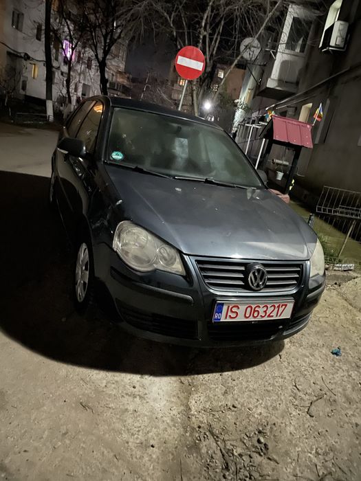 Volkswagen Polo benzina 1.2 an 2007 manual adus recent din Germania
