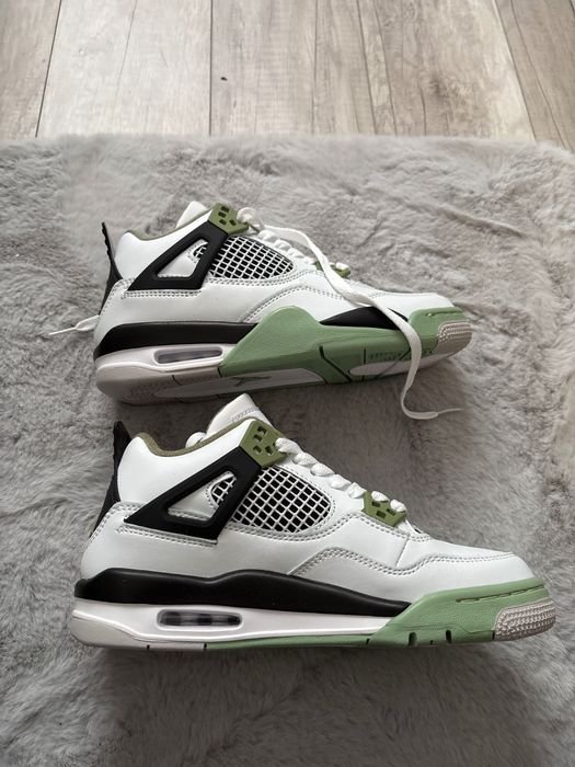 Vand Jordan4 alb-vede