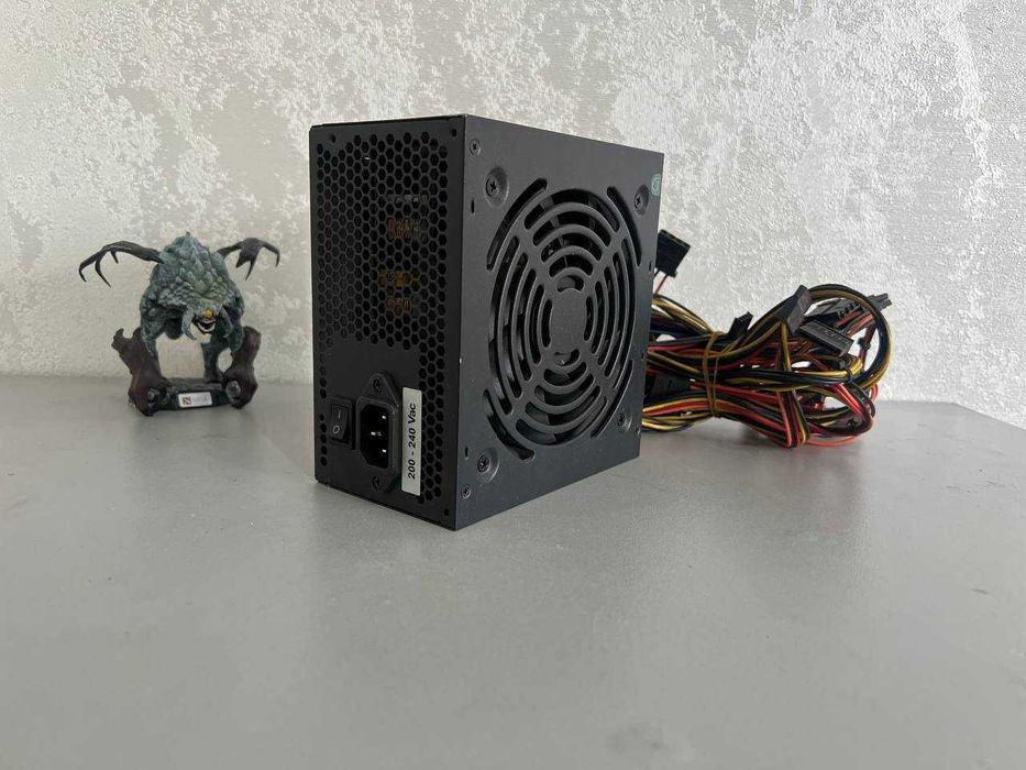 Блок питания Aerocool VX 750W