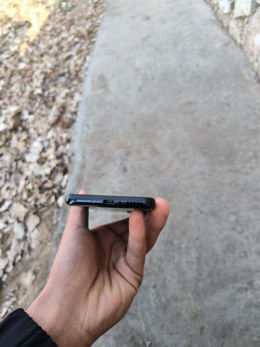 Xiaomi 12 T sotiladi