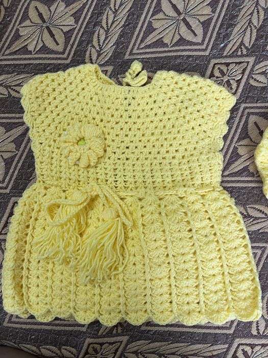 Платье вязаное