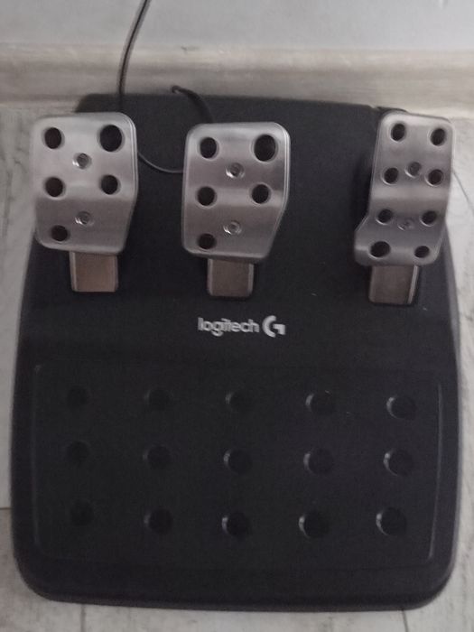 Volan gaming Logitech g29 + SCHIMBATOR