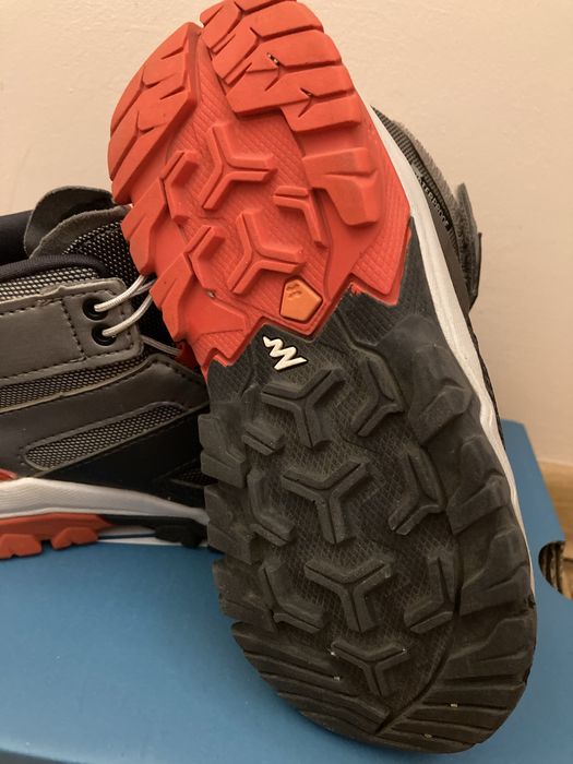 Детски непромокаеми туристически обувки , 29 номер