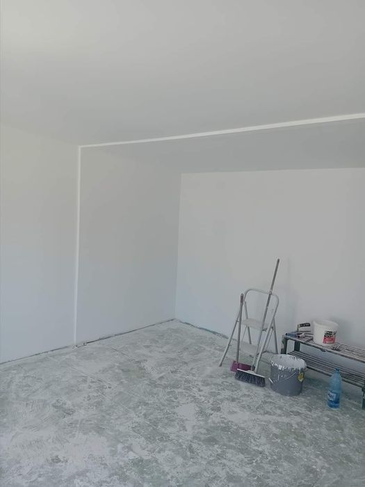 Firma profesionista cu experienta, vindem si facem la comanda case mod