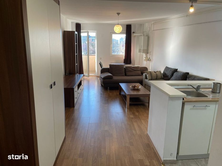 Apartament de 2 camere, semidecomandat, 54 mp + balcon 7 mp, Strada Mo