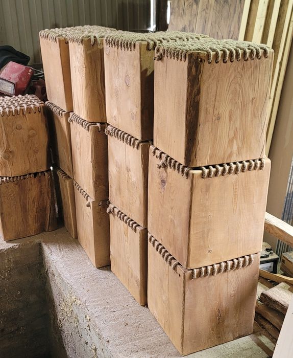 Tabureti din lemn ( scaune vintage )