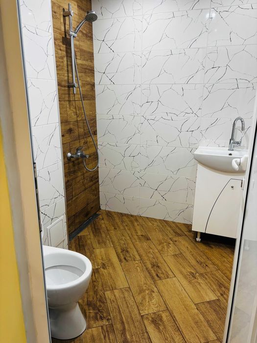 Тристаен апартамент под наем Слатина