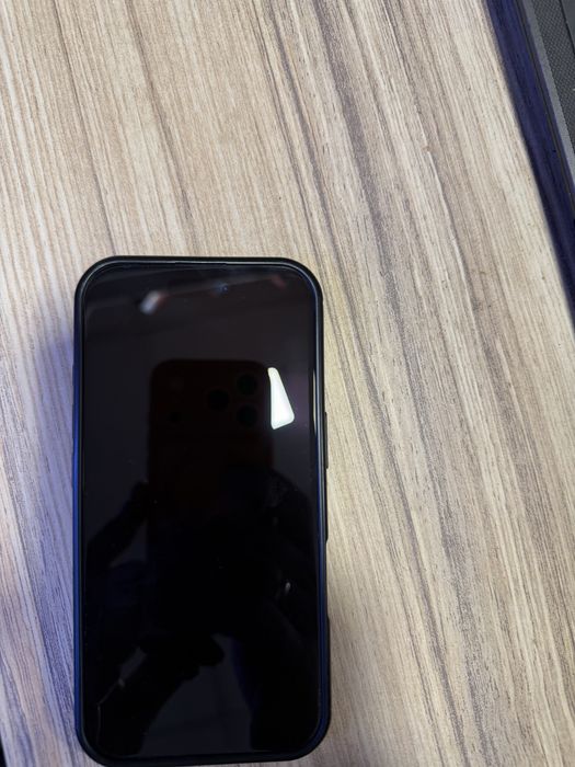 Iphone 16 256 черен