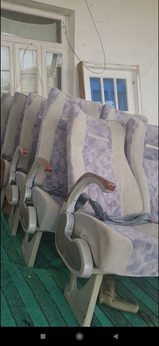 Ютонг сидения ...