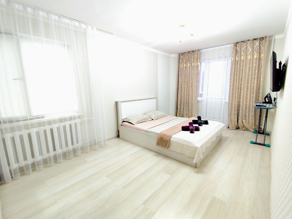 1 ком кв Центр 10000