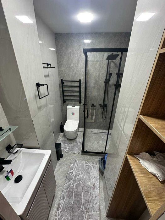 Сдаётся кв ул Лабзак 2-ком/4/4 ро-н Шайхантахурский