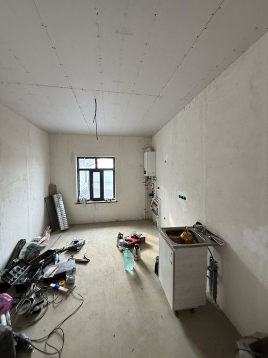 Продается евро каробка под бизнес