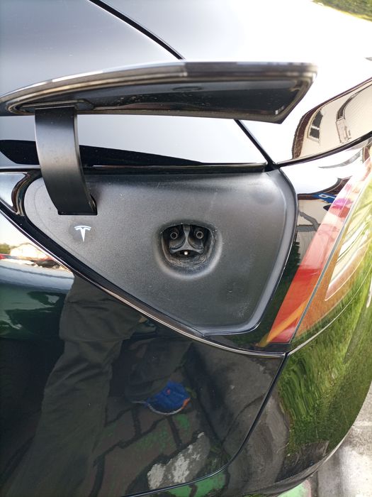 Tesla model 3 standard plus