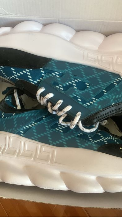 Versace Chain Reaction