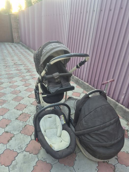 Продам детскую коляску, велосипеед, бассейн и др.