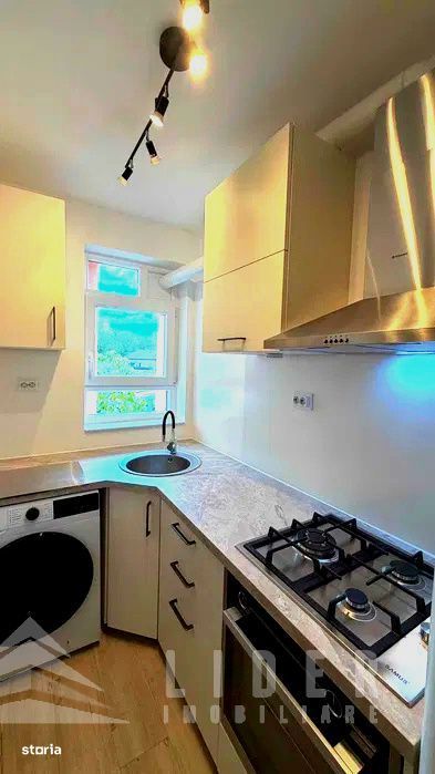 Apartament cu 2 camere decomandat, 42 mp, Plopilor – strada Panduril
