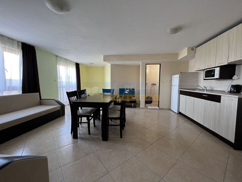 Продава се Двустаен апартамент в Созопол - 140 кв.м за 900 €/кв.м - Снимка #4