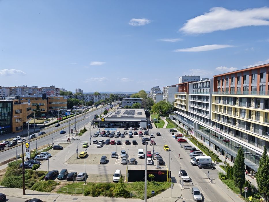 СОБСТВЕНИК продава двустаен апартамент 64м2 в комплекс МЛАДОСТ - Варна
