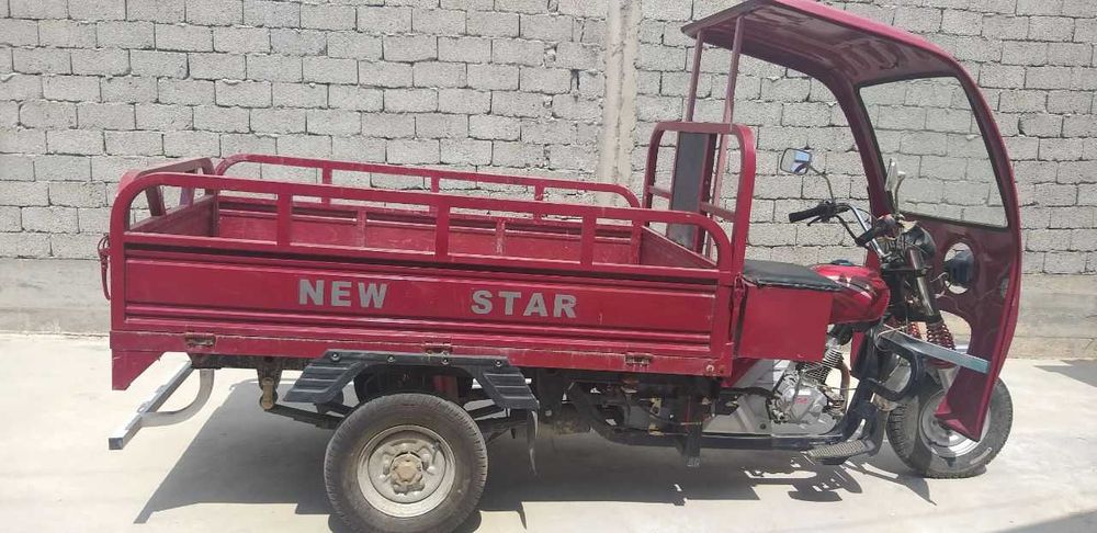 Грузовой мотоцикл с прицепом и крышей NEW STAR NS150