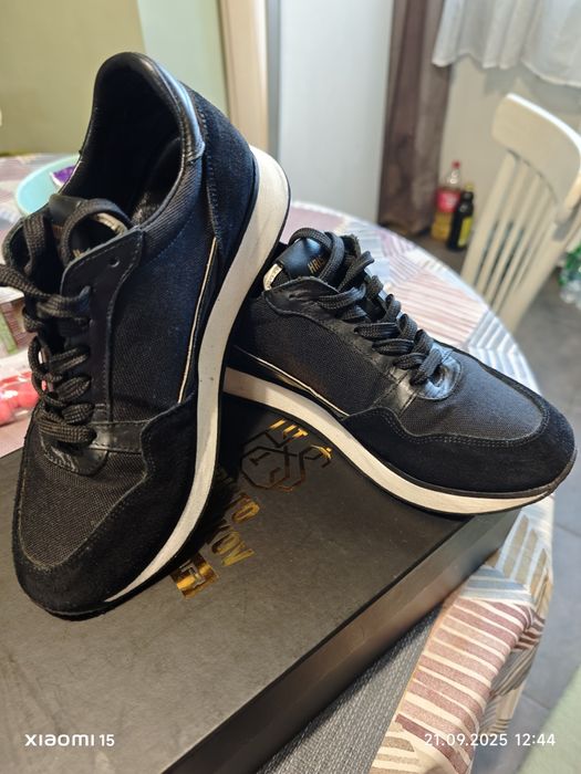 Дамски сникърси Христо Стоичков 37 номер ест кожа