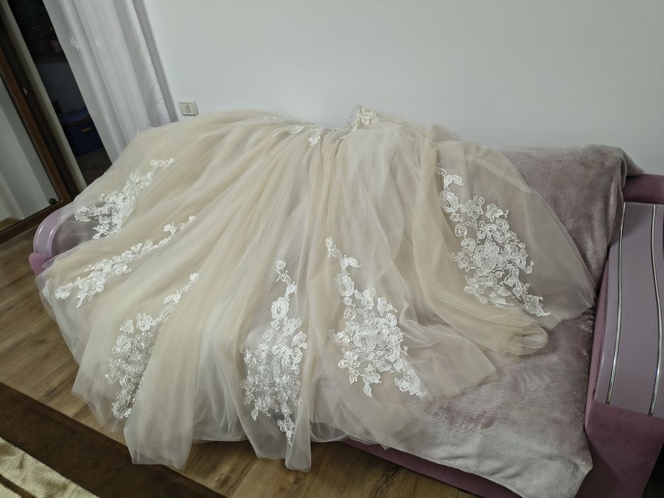 Rochie de mireasa sirena