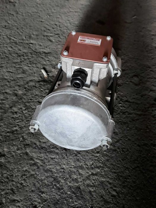 Площадочные вибраторы в ассортименте