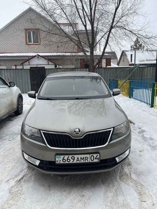 Шкода Рапид автомат