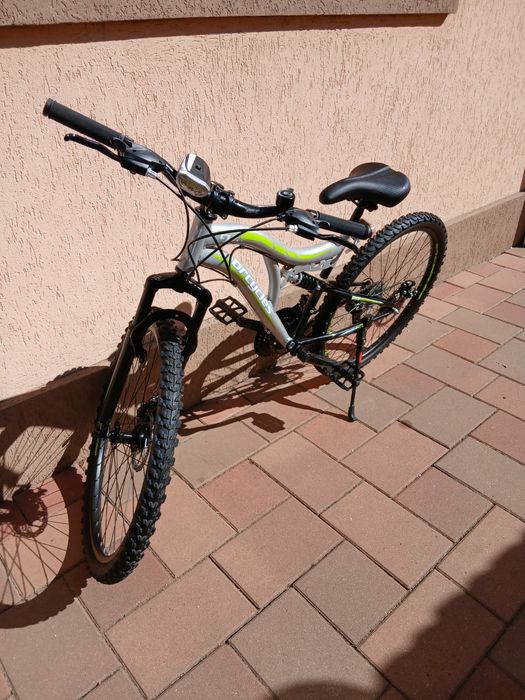 Vând bicicleta brcycles