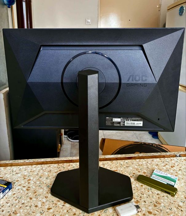 Геймърски монитор АОC 24G4X - 180Hz /IPS / 1ms - КАТО НОВ!!