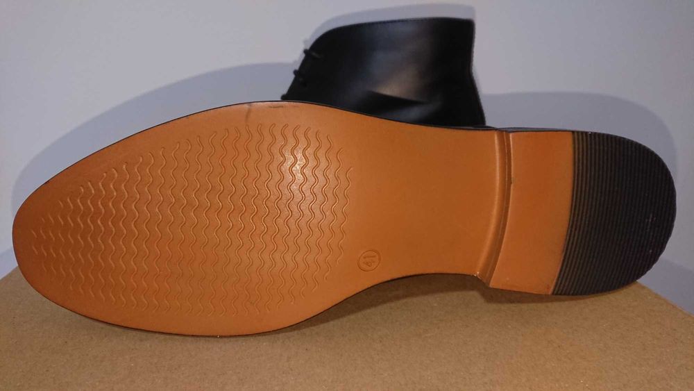 Ghete elegante la pret de papuci