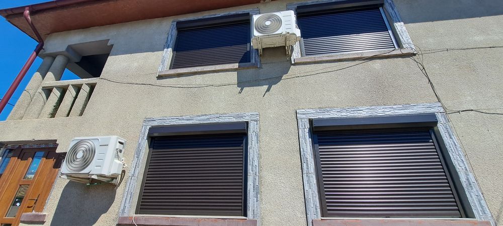 RULOURI Aluminiu si Usi de garaj rezidentiale SECTIONALE