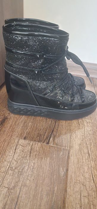 Зимни обувки Guess