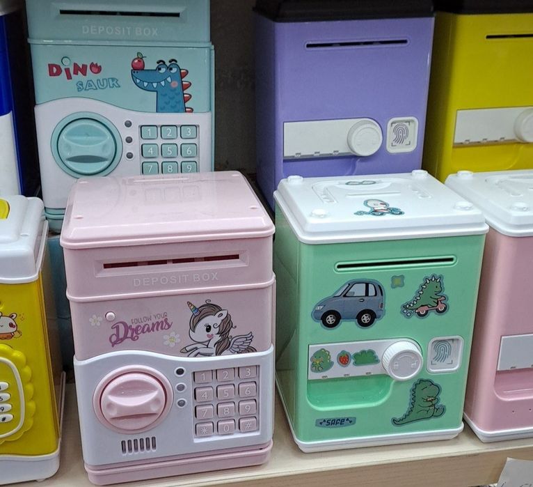 Детский копилка. Копилка для детей