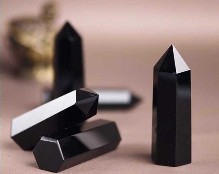 Пирамидален Обелиск Монокристал Полиран Черен Обсидиан Камък Закрилник