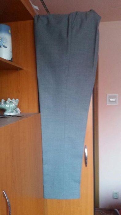 Costum barbat impecabil