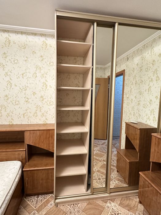 Продаю шкаф купе б/у