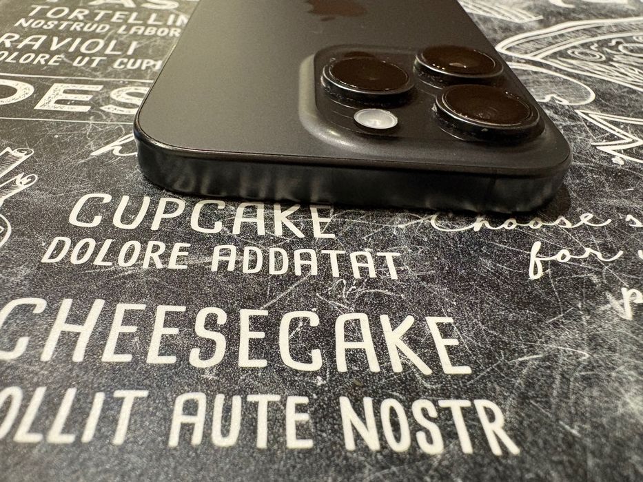 iPhone 15 Pro 128 Black Titanium за части