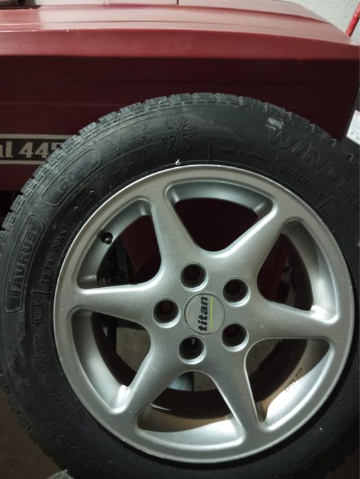 Anvelope iarna în stare bună